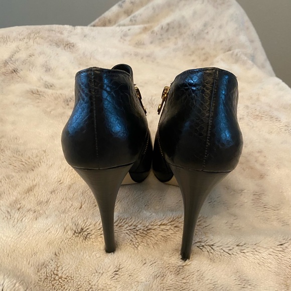 Michael Kors booties - Picture 10 of 10